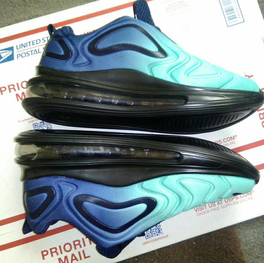 Mens Air 720 Cushion Sports Athletic Sneakers Sz12